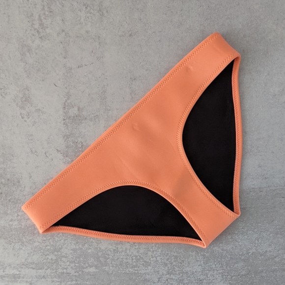 🌼 Triangl Swimwear Tilly Sunburst Neoprene Bikini Bottom L - Picture 3 of 6